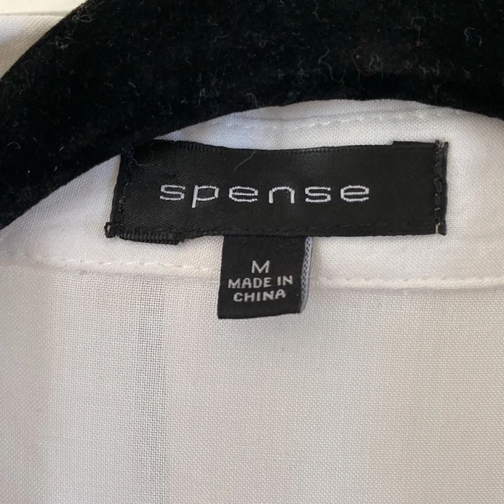 Spense Blouse - Picture 2 of 8